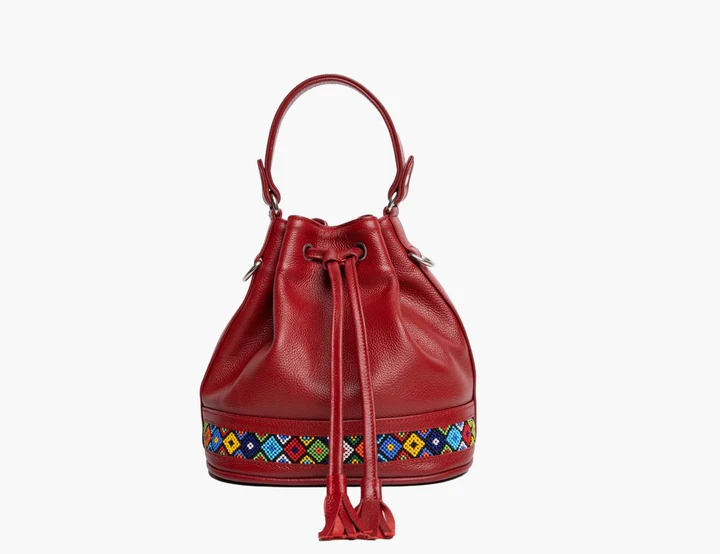 Beaded bucket bag in red