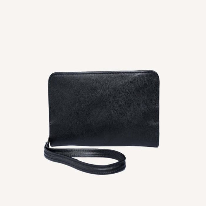 Travel wallet with zip in black